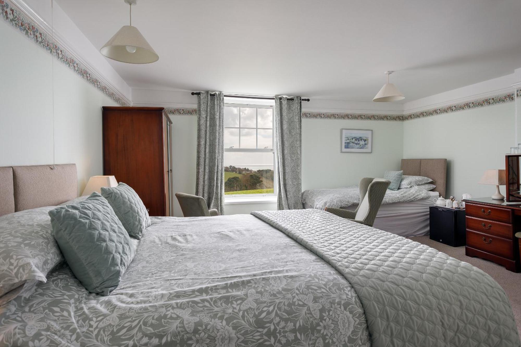 Bucklawren Farm Bed & Breakfast Лу Стая снимка