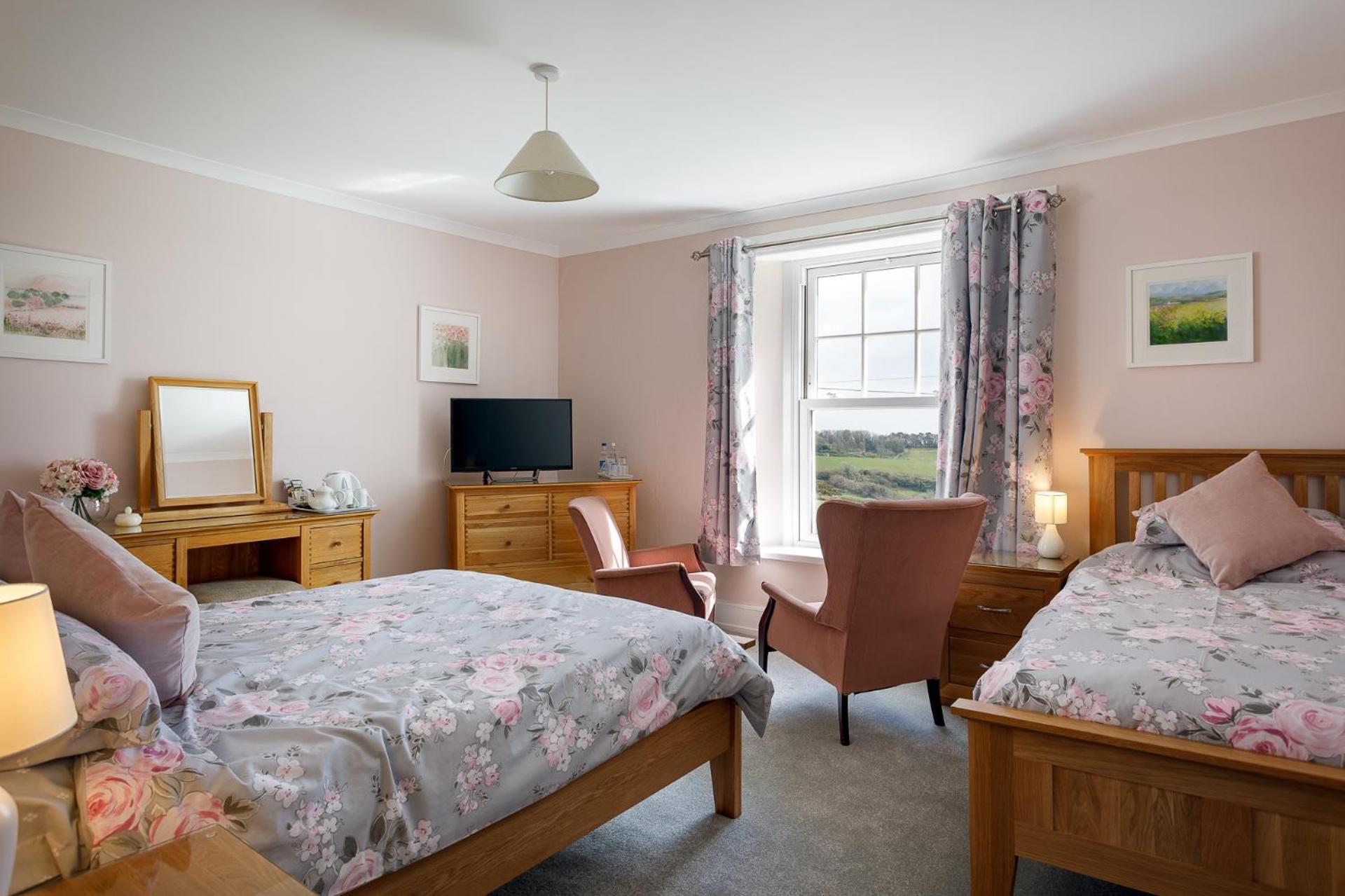 Bucklawren Farm Bed & Breakfast Лу Стая снимка